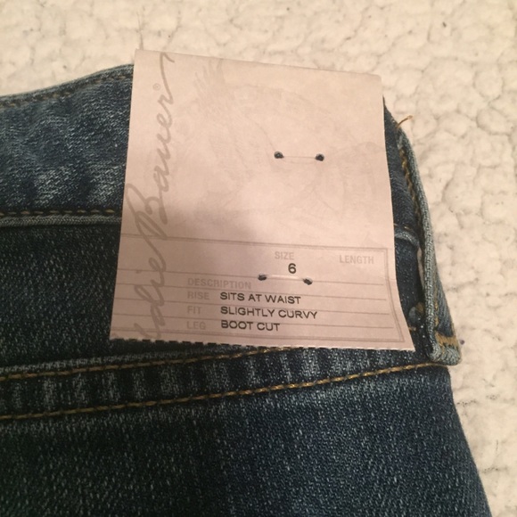 Eddie Bauer curvy boot fit Jeans inseam 34 NWT - Picture 5 of 6